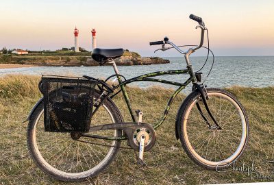 Vélo au levé de soleil Anse de la Croix ile d'Aix